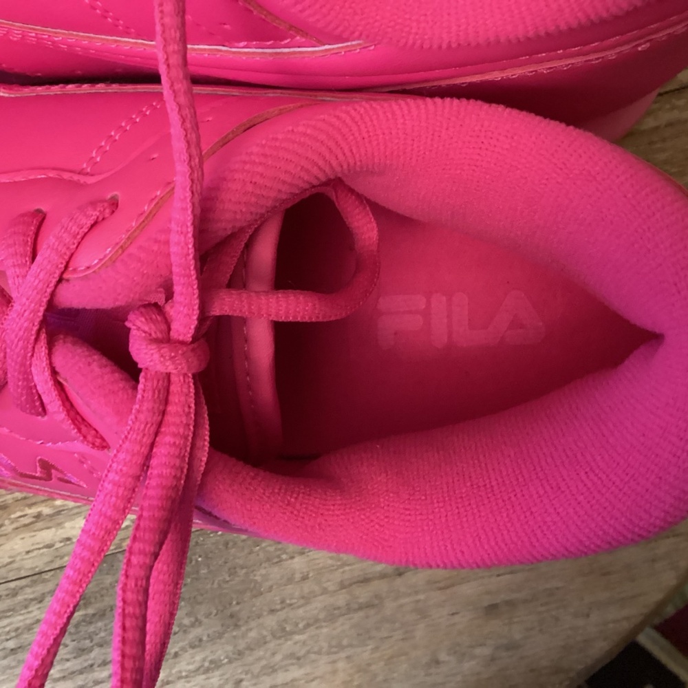 Women’s  Pink FILA IL shoes Size 10 - Picture 8 of 13